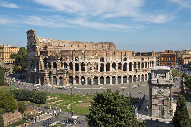 Colosseum / CC BY-SA 2.0 Bert Kaufmann